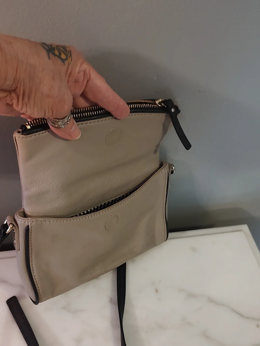 kate spade pre owned